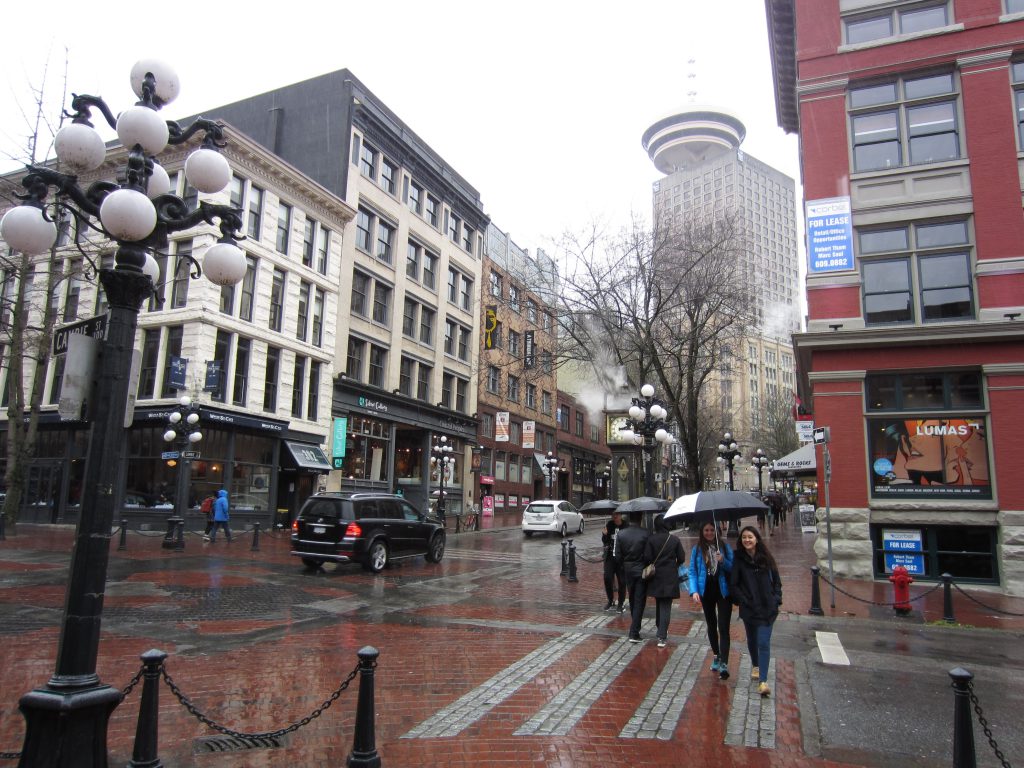 gastown-in-the-rain